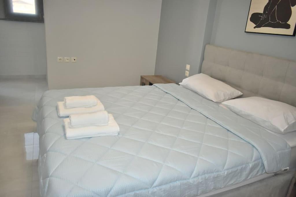 Modern Luxury Suite Кардиця Екстер'єр фото