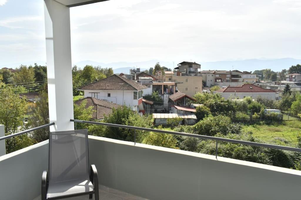 Modern Luxury Suite Кардиця Екстер'єр фото