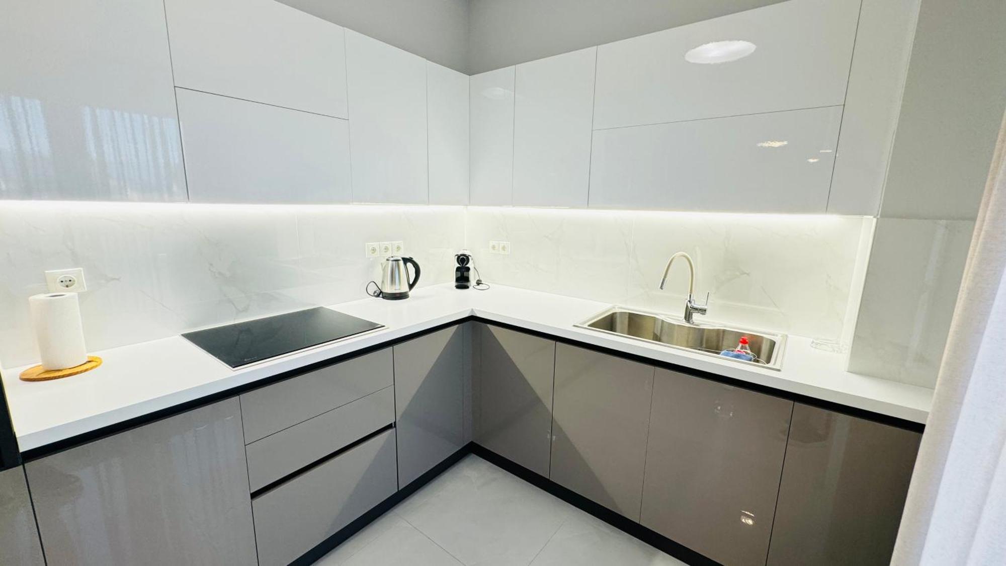 Modern Luxury Suite Кардиця Екстер'єр фото
