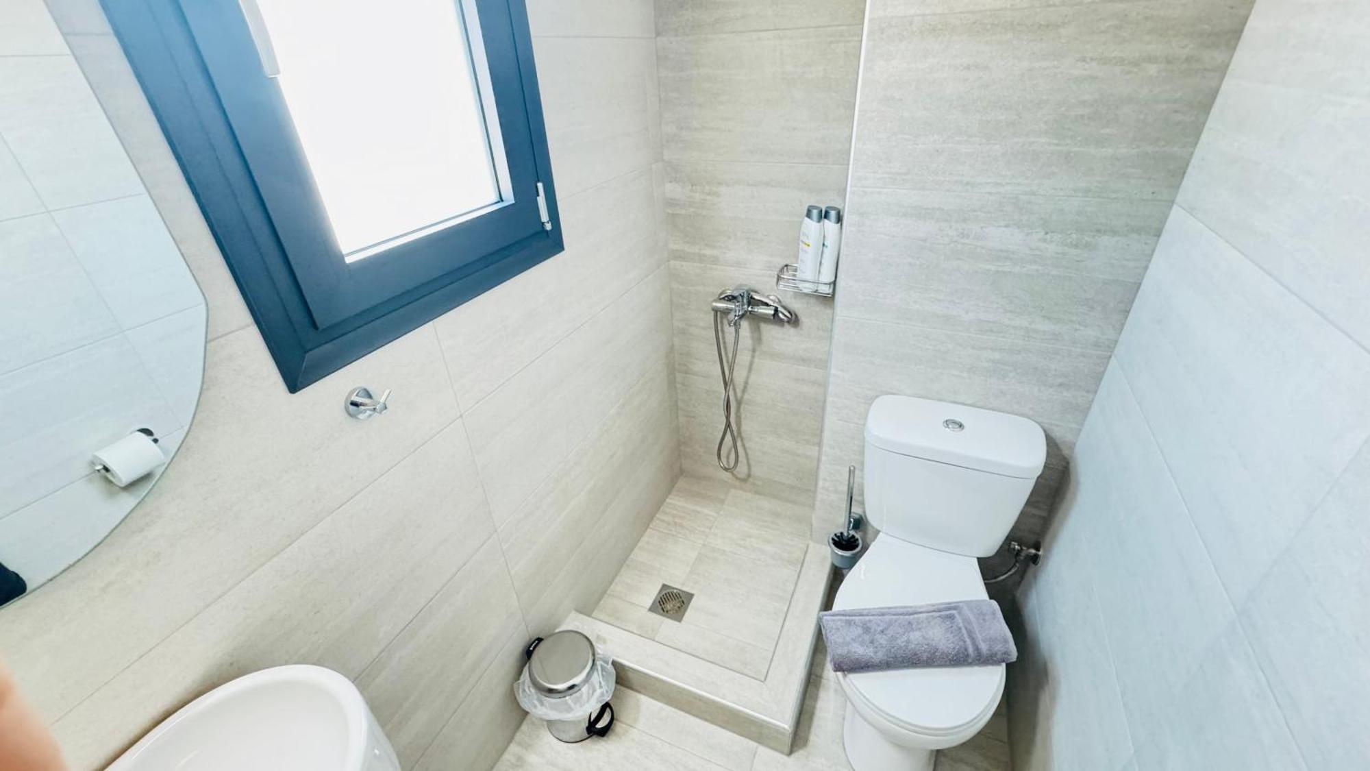 Modern Luxury Suite Кардиця Екстер'єр фото
