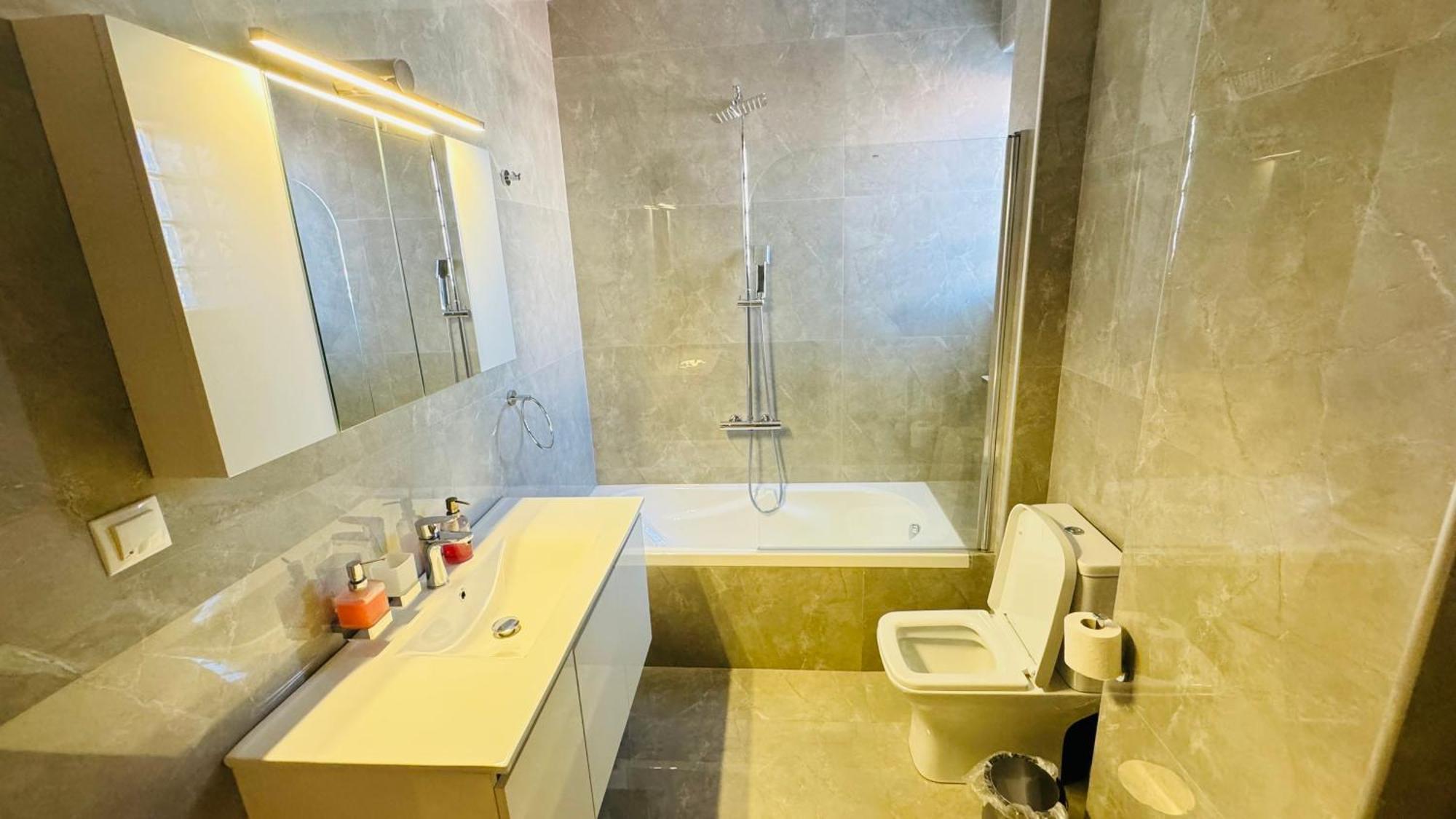 Modern Luxury Suite Кардиця Екстер'єр фото